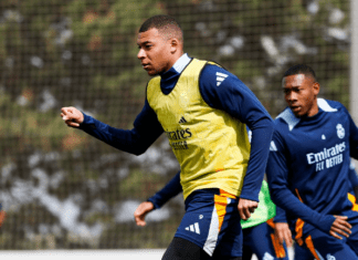 Мбапе повторно исвиркан на „Сантијаго Бернабеу“