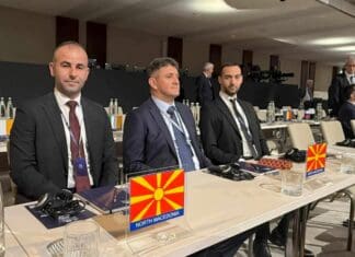 Омерагиќ, Ганиу и Јандреоски дел од 49. конгрес на УЕФА во Белград