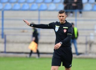 Стојчевски им суди на Пјуник и Дебрецин, Илиоски на центарот во Вилнус