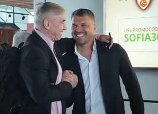 Македонските фудбалски великани пристигнаа во Варна (ВИДЕО)