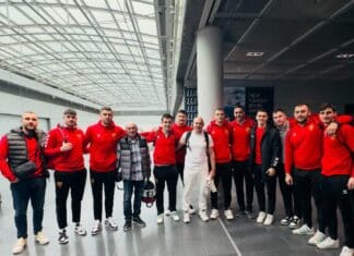 Случајна средба на ракометарите и Иџе во Франкфурт: Секогаш со срце за Македонија!