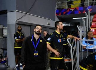 ЕХФ го допре дното, ја одложи одлуката за Алкалоид и АЕК