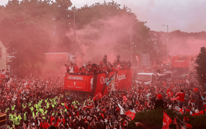 Liverpul parada nova