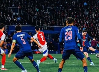 ЛШ ПОЛУВРЕМЕ: „Бомбата“ на Фабијан Руиз го носи ПСЖ на чекор до финале (ВИДЕО)