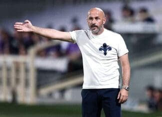 Болоња го наградува тренерот со нов договор