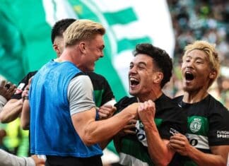 Спортинг ја одбрани шампионската титула во Португалија (ФОТО)