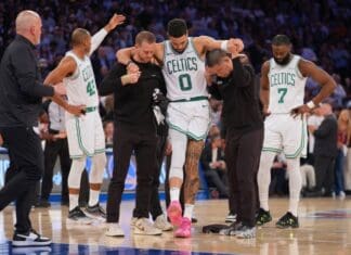 Сезоната заврши и за ѕвездата на Бостон: Тејтум опериран, го чека долга пауза