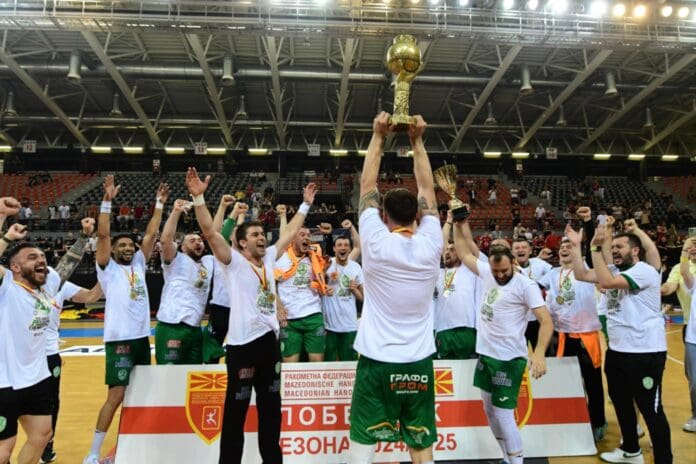 Kuzmanovski so peharot