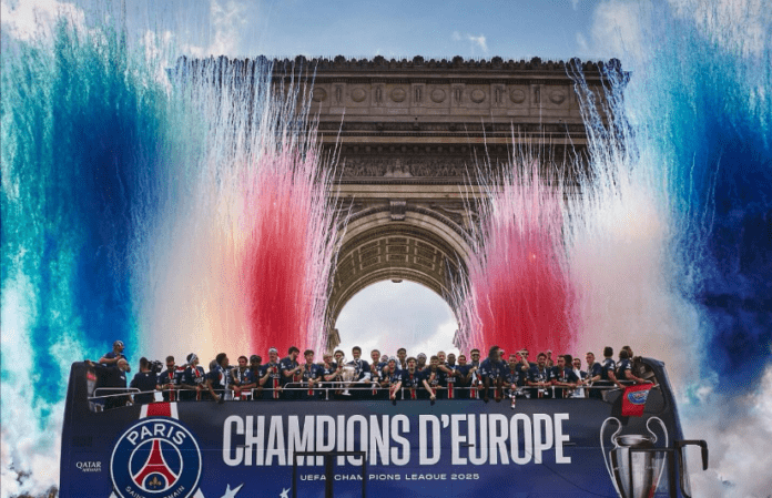 Triumfalna porta Pariz