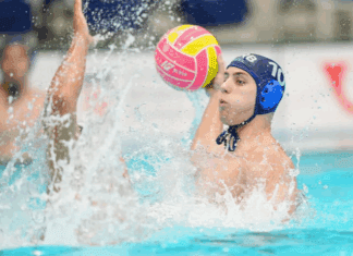 Хаос на СП во ватерполо за младинци: Мајката на италијанскиот голман сакала да се пресмета со српските ватерполисти!