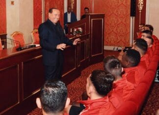 Клубот на Берлускони заминува во американски раце