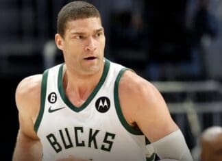 Брук Лопез заминува од Милвоки