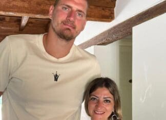 Го пречекала, нагостила и испратила Јокиќ, а не знаелa кој е