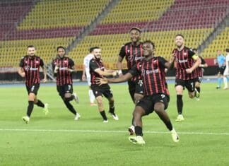 ЛШ: Шкендија има најмалку пет милиони причини да испише историја!