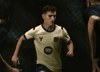 Во чест на Коби Брајант: Барса го претстави вториот дрес за новата сезона!(ФОТО+ВИДЕО)