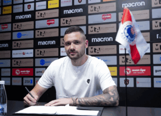 Дарко Велковски потпиша за шампионот на БиХ! (ФОТО)