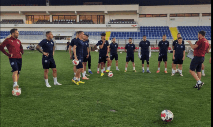 Sileks trenira vo Tuzi