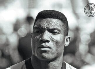 Почина легендарниот нигериски голман Питер Руфаи