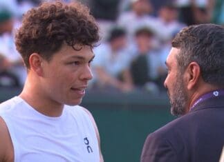 Американецот „полуде“: Имаше три меч-топки, но судијата реши да го прекине мечот (ВИДЕО)