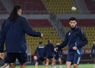 Дождот како освежување: Гостите од Азербејџан го одработија тренингот на Арената! (ФОТО)