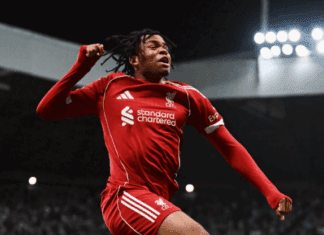 Нгумоха стана најмладиот стрелец во историјата на Ливерпул! (ВИДЕО)