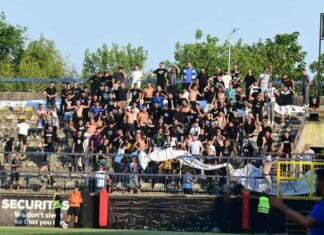 “Шверцерите“ предвреме го напуштија стадионот под Шара! (ФОТО)