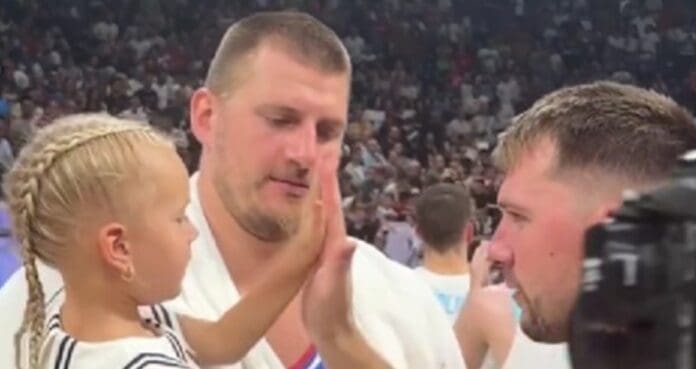 d9916176-b246-4ad0-a124-e80c92d50dcf