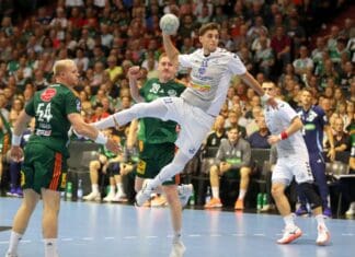 Полувреме: Многу промашени зицери и негатива од четири гола за Алкалоид