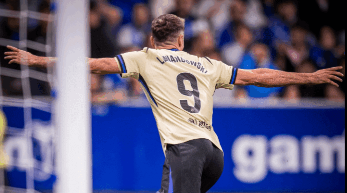 По шокантниот кикс на голманот Гарсија, Барса со пресврт до убедлива победа кај Овиедо! (ВИДЕО)