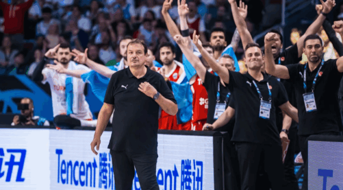 Ергин Атаман е прогласен за најдобар тренер на Евробаскетот