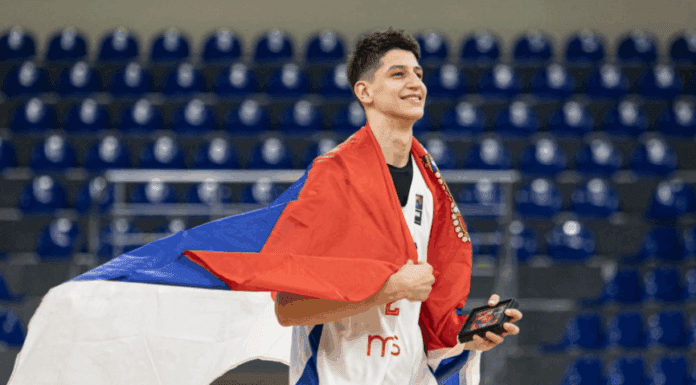 Српскиот бисер испиша историјата во дресот на Барселона