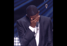 Дембеле се расплака, неговата мајка излезе на сцена (ВИДЕО)