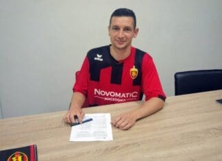 „Црвено-црните“ активираа „БОМБА“: Давид Бабунски потпиша за Вардар!