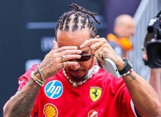 Братот на Луис Хамилтон избега од пожар во автомобил на Силверстон! (ВИДЕО)