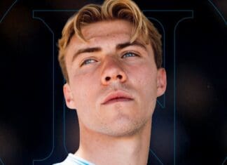 Потврдено: Расмус Хојлунд го облече дресот на Наполи (ФОТО)