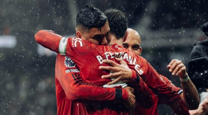 Дербито за „црвените ѓаволи“: Два црвени картони и, конечно, триумф на Јунајтед