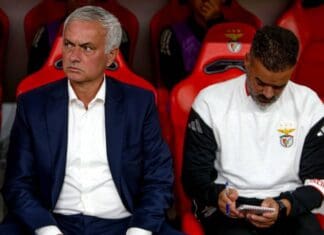 Прв „кикс“ на Мурињо и веднаш реакции: Не ми се допаѓа ликот зад мониторот на ВАР