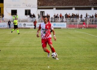 ПМФЛ полувреме: Садик му донесе водство на Тиквеш, дербито во Струга без голови