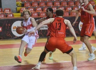 Прва радост за Работнички, Кожув со „тројка“ во последната секунда до победа (ФОТО)