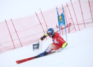 Одермат прв на премиерниот велеслалом во Зелден сезонава
