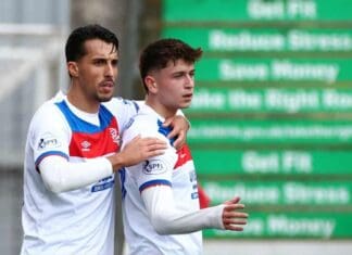 Миовски остана без менаџер, Ренџерс го отпуштија Мартин