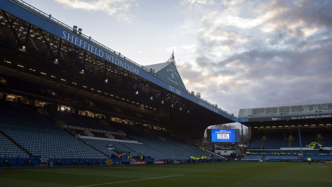 Навивачите во обид да го спасат Шефилд Венздеј