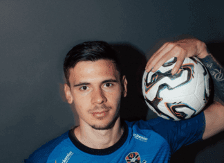 Деби за заборав: Тошевски одигра прв меч за Дендер и доби црвен картон