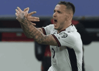 Србите ќе бидат остро казнети за нивното скандирање откако Манај им покажа двоглав орел