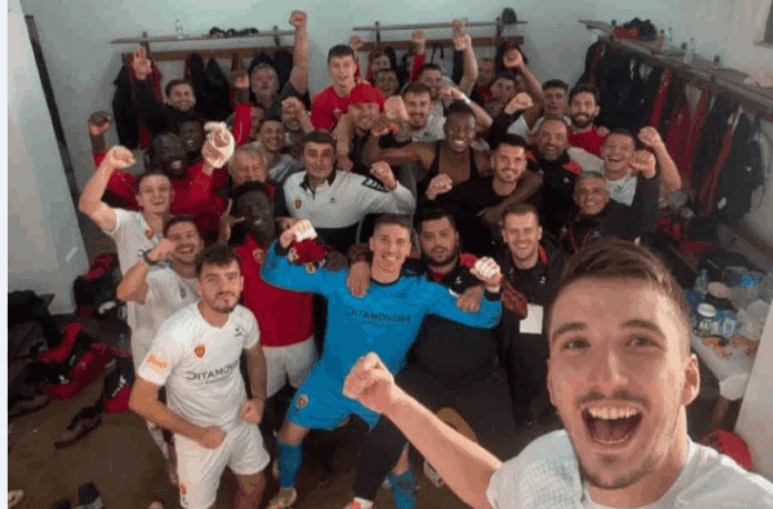 Vardar so selfi od Tetovo