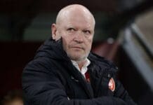 Поразот од Фарски му пресуди…. Чешка го отпушти Иван Хашек