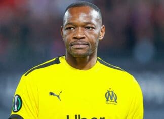 Марсеј го повлече бројот на легендарниот Манданда