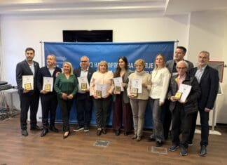 Сојузот на спортови на Скопје ги додели наградите „13 Ноември“, пливачот Евгениј Поп Ацев спортист на годината