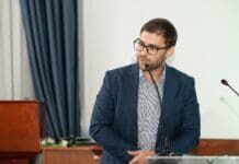 Flex Broker: Стратешкиот мост меѓу клиентите и современите осигурителни решенија