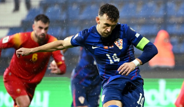 Скандалозно: И хрватскиот коментатор згрозен од скандирањето на хрватските фанови во Подгорица!